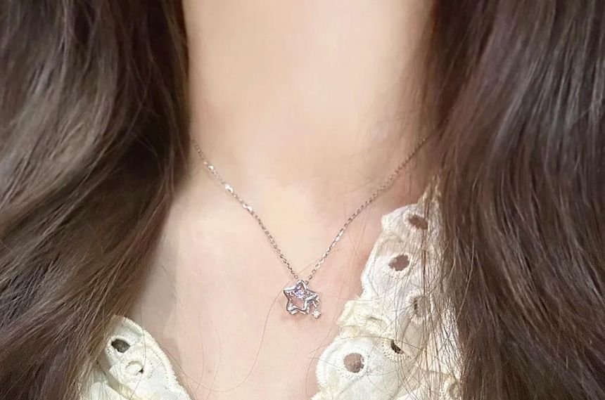 Alloy Star Choker Pendant