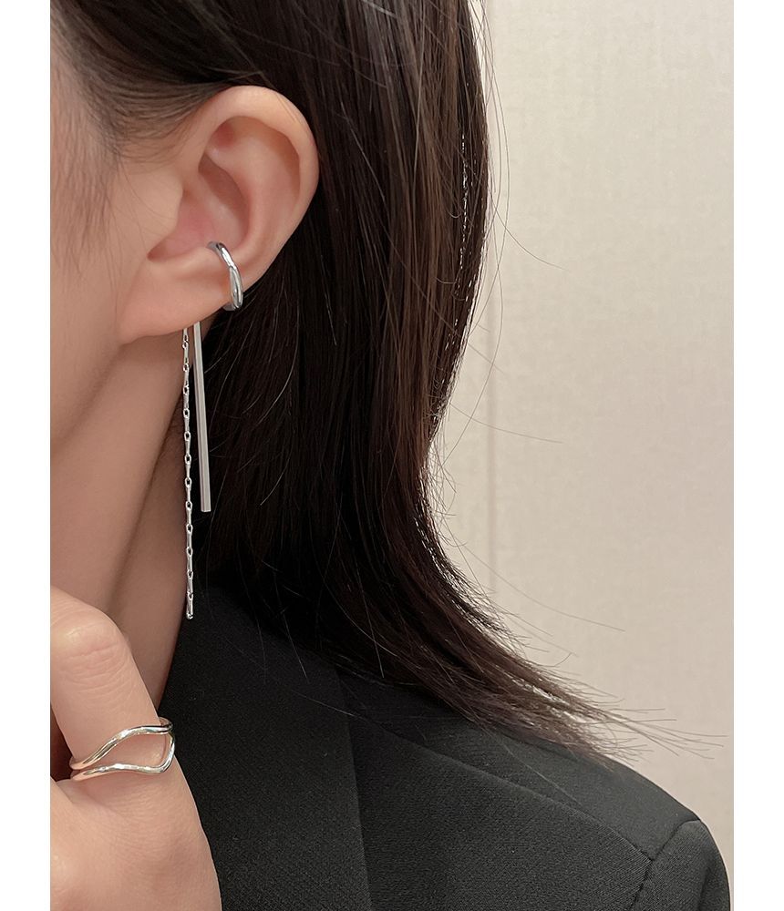 カフイヤリング フリンジ付き合金