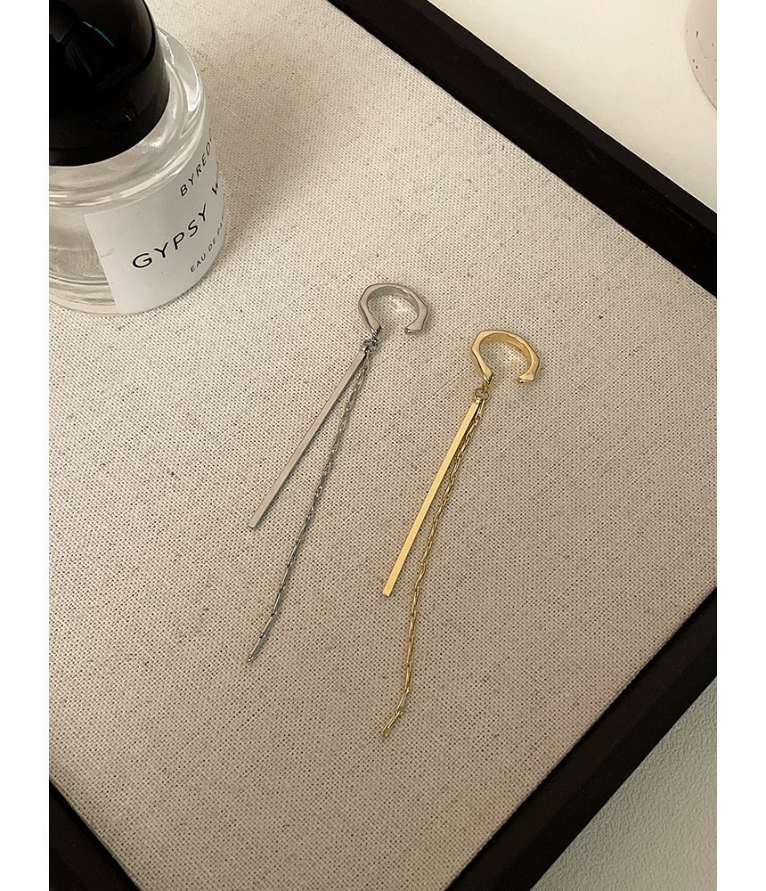 カフイヤリング フリンジ付き合金