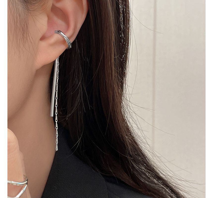 カフイヤリング フリンジ付き合金