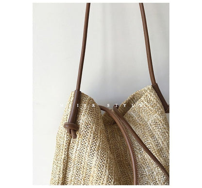 Bag Applique Straw Tote