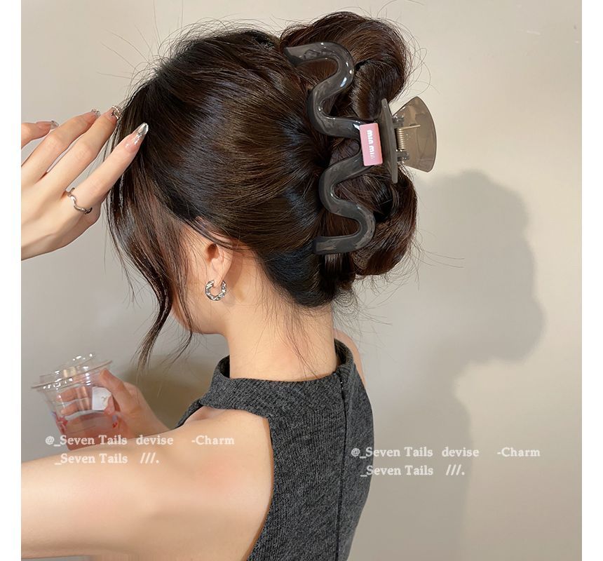 Acrylic Hair Wavy Claw