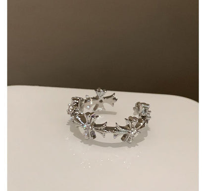 Offener Kunstring mit Mondsteinkreuz /