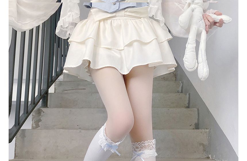 Lace Trim Tall Plain Socks Bow