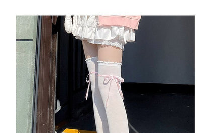 Overknee-Socken mit Schleifenakzent