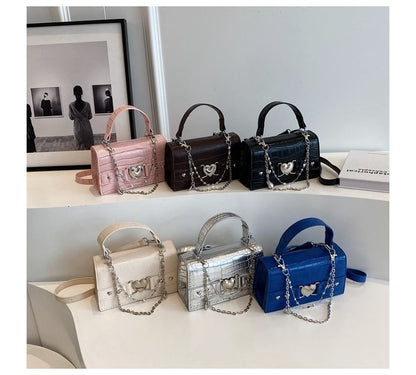 Bag Grain Buckled Croc Flap Crossbody Heart