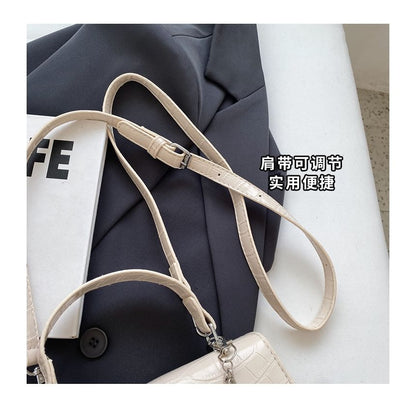 Bag Grain Buckled Croc Flap Crossbody Heart