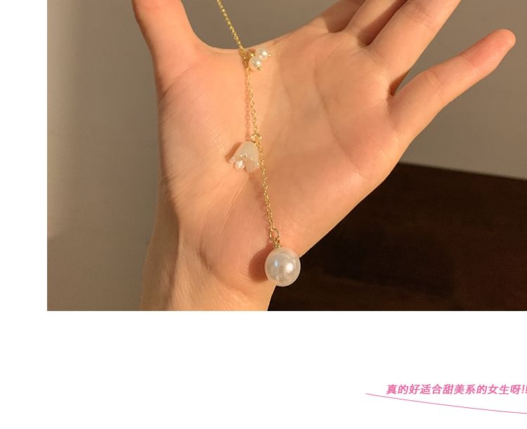 Stirnband mit Blumen- und Kunstperlen