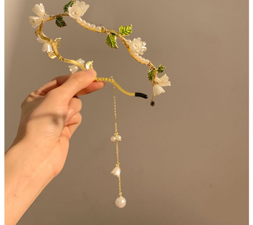 Stirnband mit Blumen- und Kunstperlen