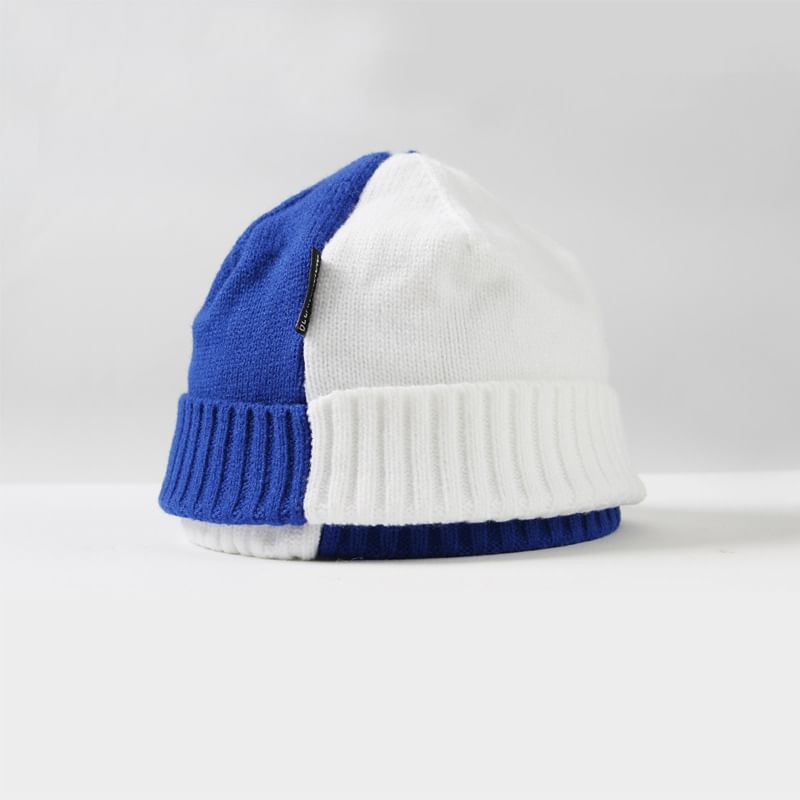 Bonnet tricoté bicolore