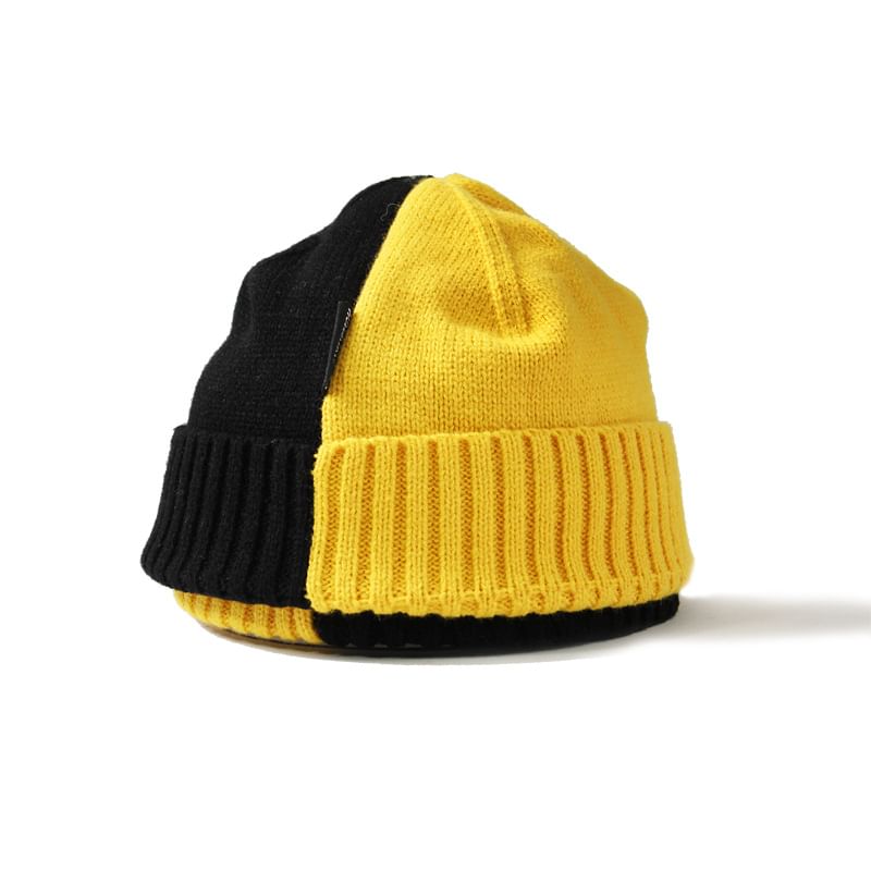 Bonnet tricoté bicolore