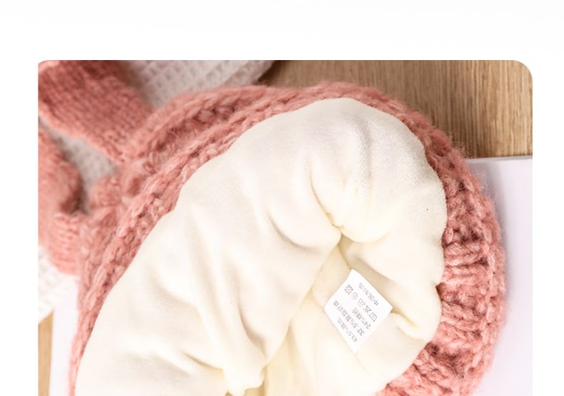 Applikation Strickmütze Hasenohr mit Schriftzug