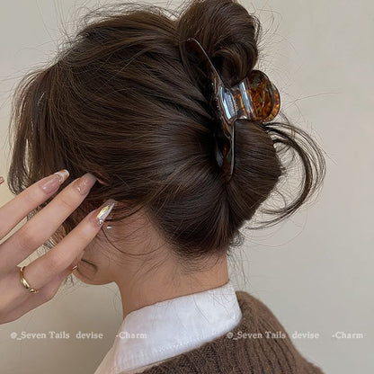 Acrylic Hair Claw Lettering