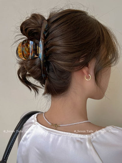 Acrylic Hair Claw Lettering