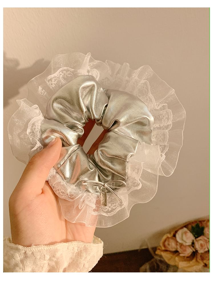Trim Ruffle Scrunchie