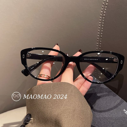 青い目の猫の遮光メガネ