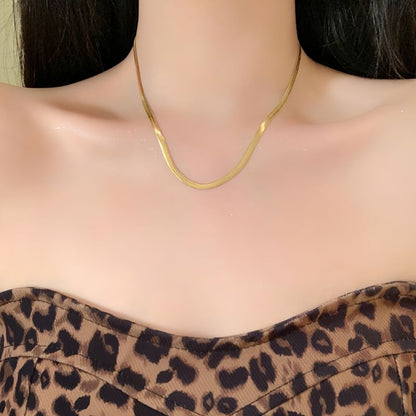 Set Stone Pendant Snakebone Necklace /