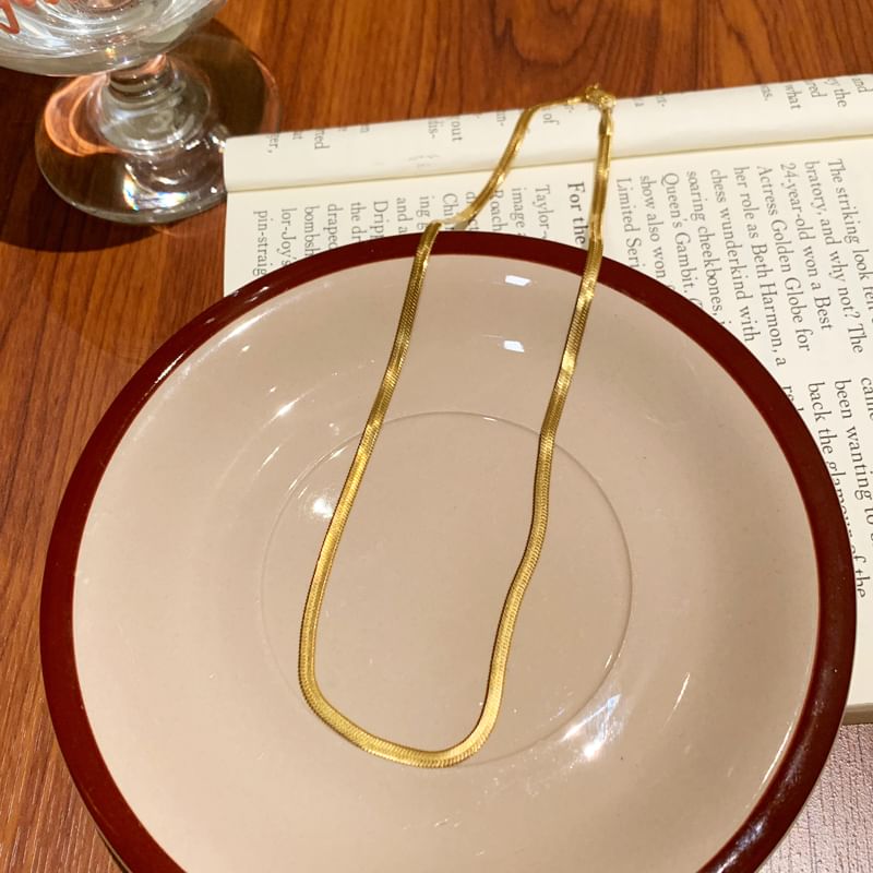 Set Stone Pendant Snakebone Necklace /