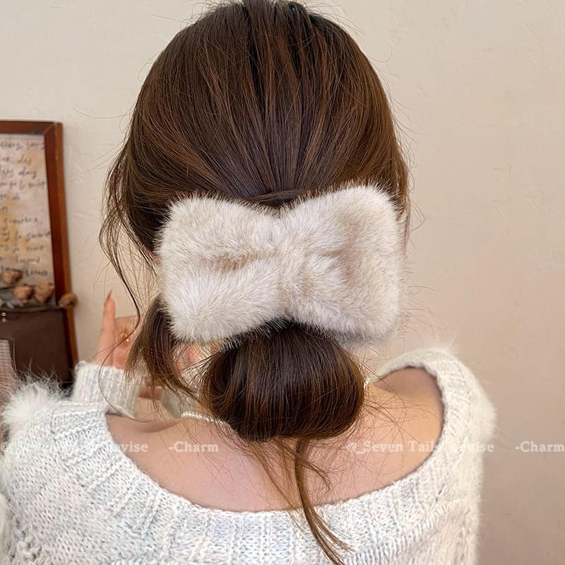 Clip Claw Hair Bow Chenille