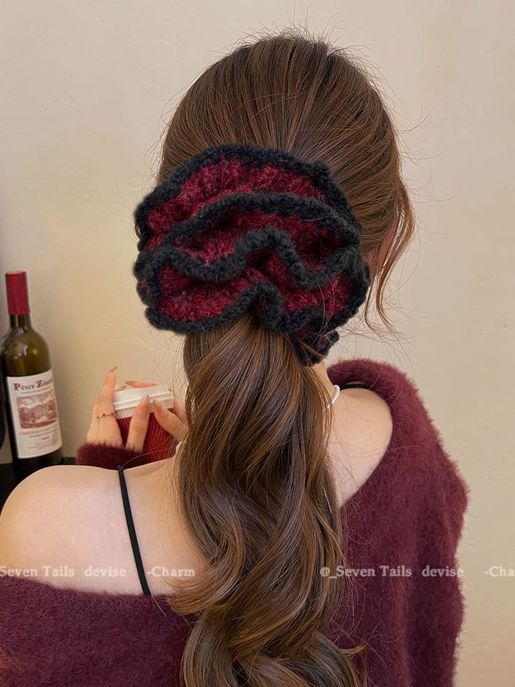 Knit Contrast Trim Scrunchie