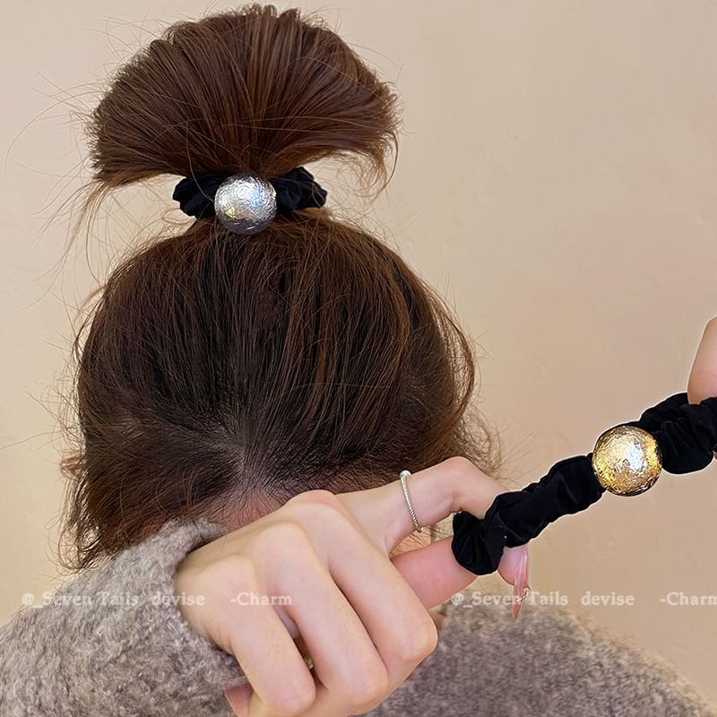 Velvet Tie Hair Bead