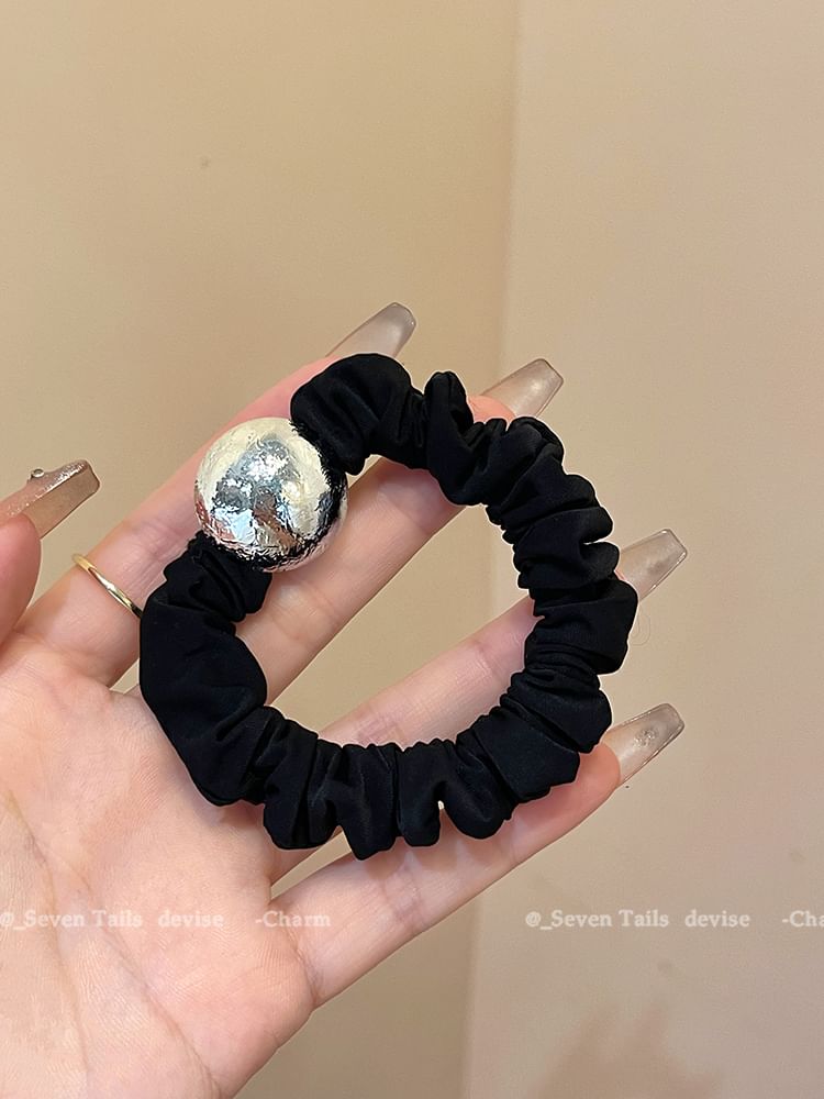 Velvet Tie Hair Bead