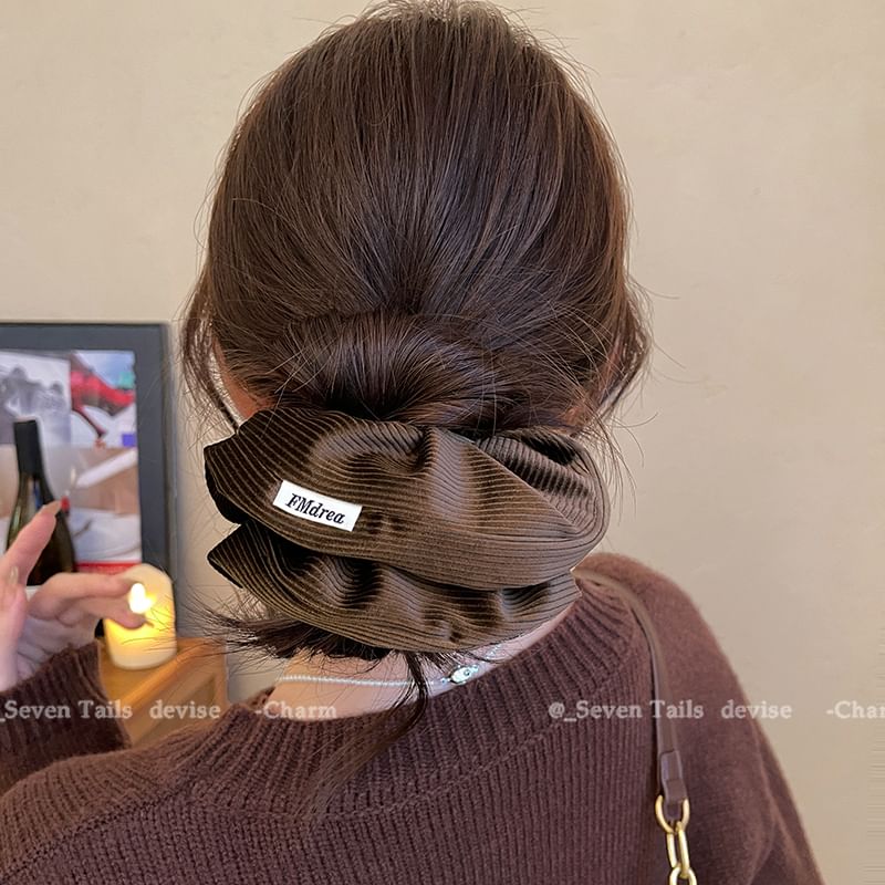 Lettering Scrunchie Label