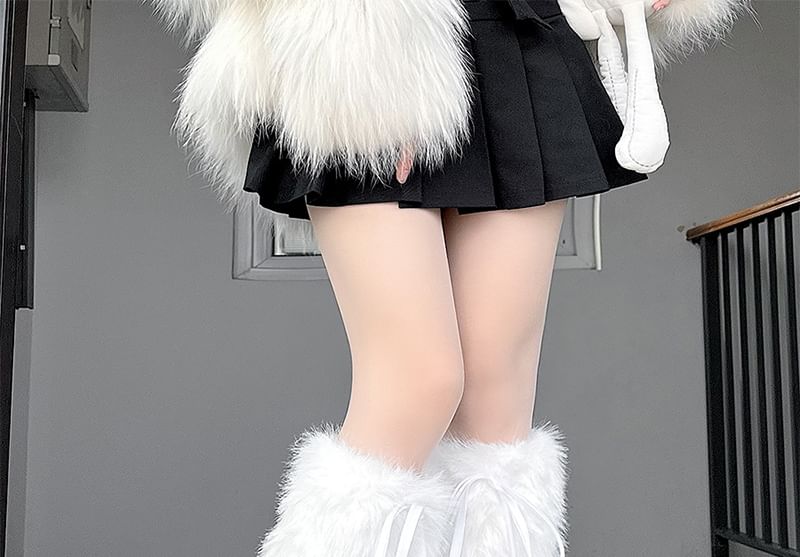 Beinwärmer mit Band und Pelz