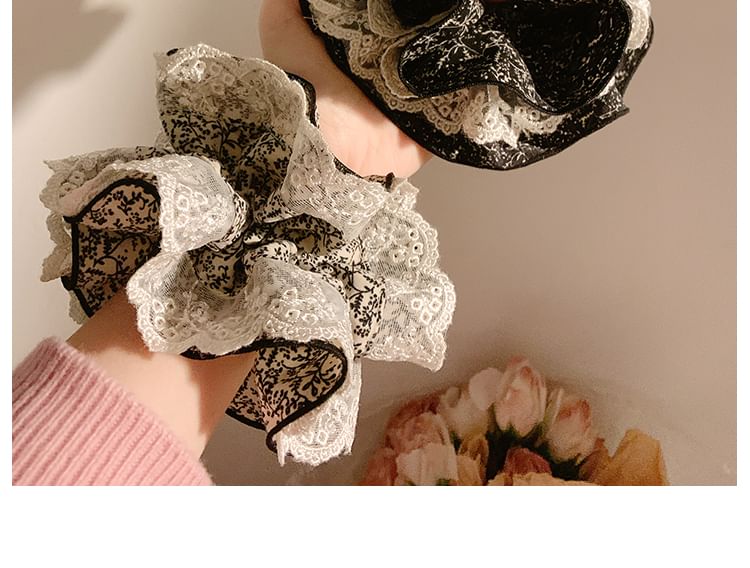 Scrunchie Floral Trim Print Lace