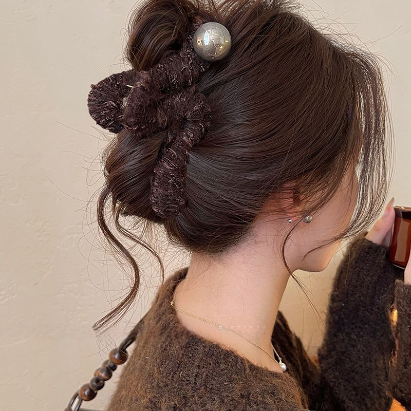 Hair Claw Yarn Pearl Faux