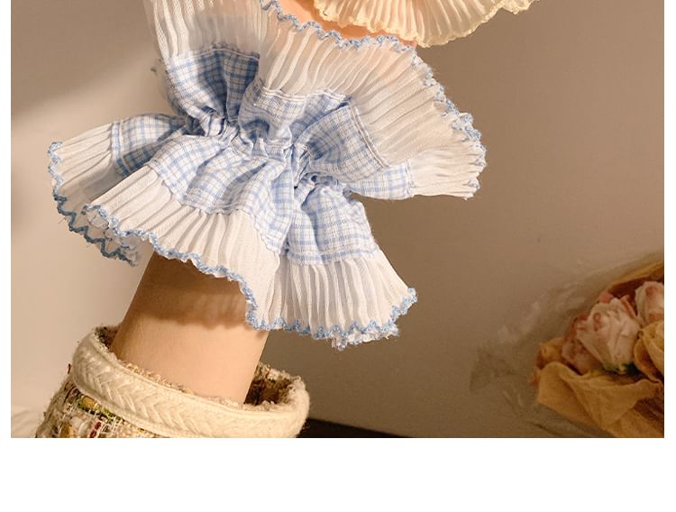 Plaid Pleated Scrunchie Panel