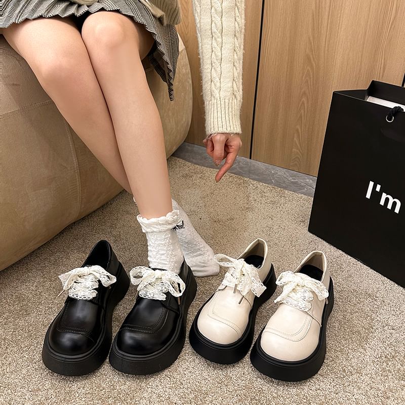 Lace Platform Panel Up Shoes