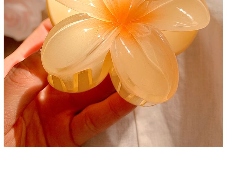 Claw Hair Floral