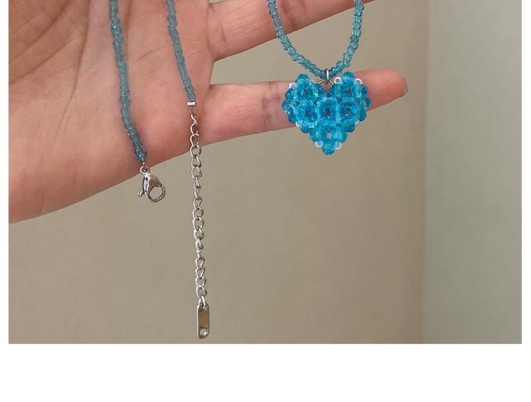 ビーズネックレス