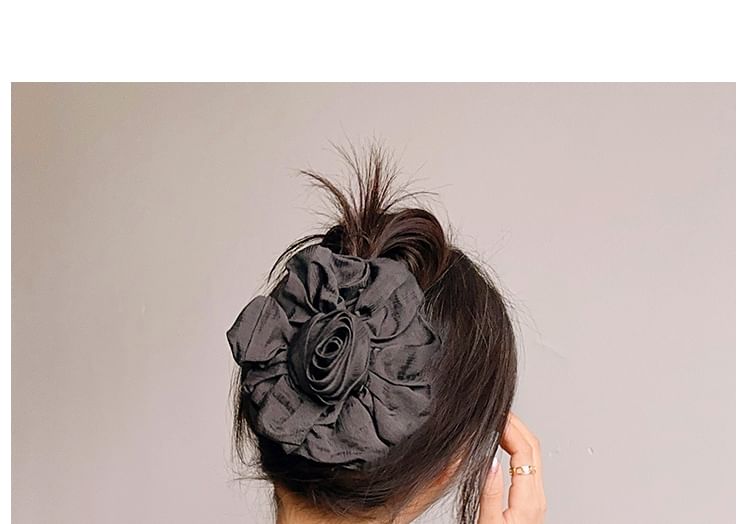 Floral Hair Clamp