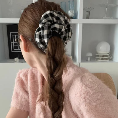 Scrunchie Padded Plaid