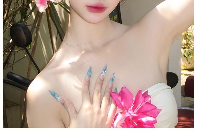Lily Clip Hair
