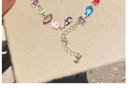 幾何学的なラインストーンブレスレット