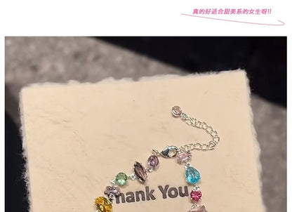 幾何学的なラインストーンブレスレット