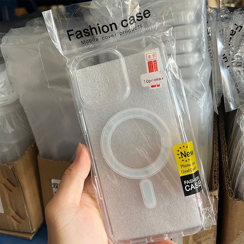 （MagSafe対応ケース）透明マグネット式携帯電話