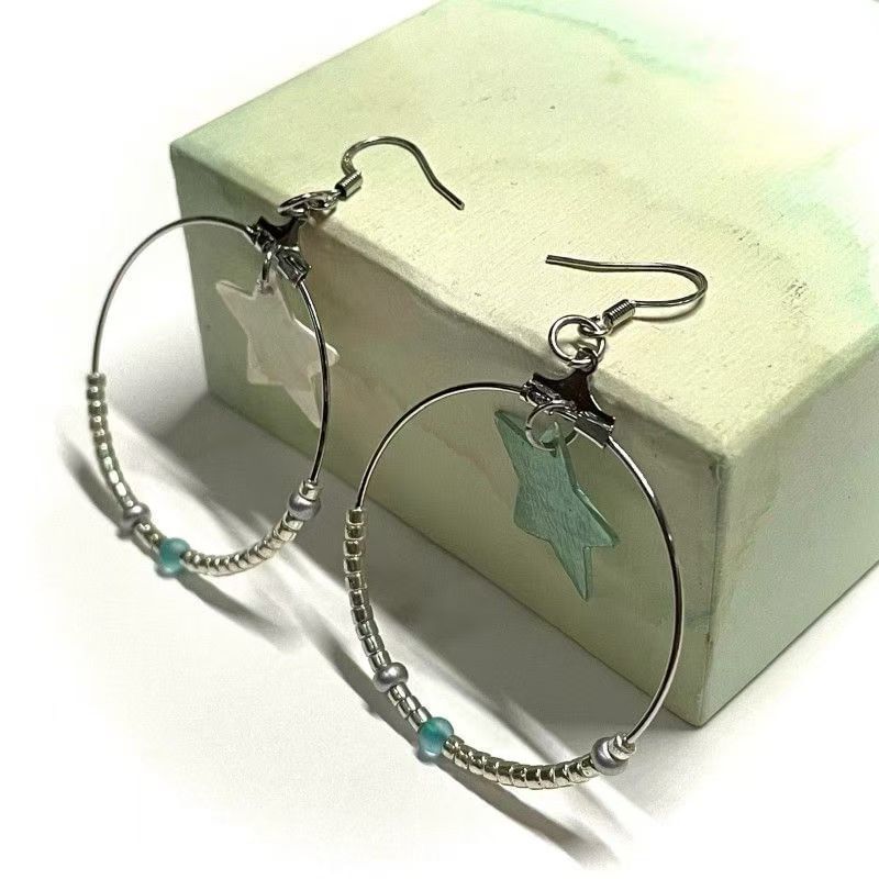 Dangle Earring Star-Shaped
