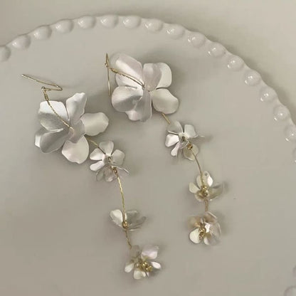 イヤリング ダングル フローラル