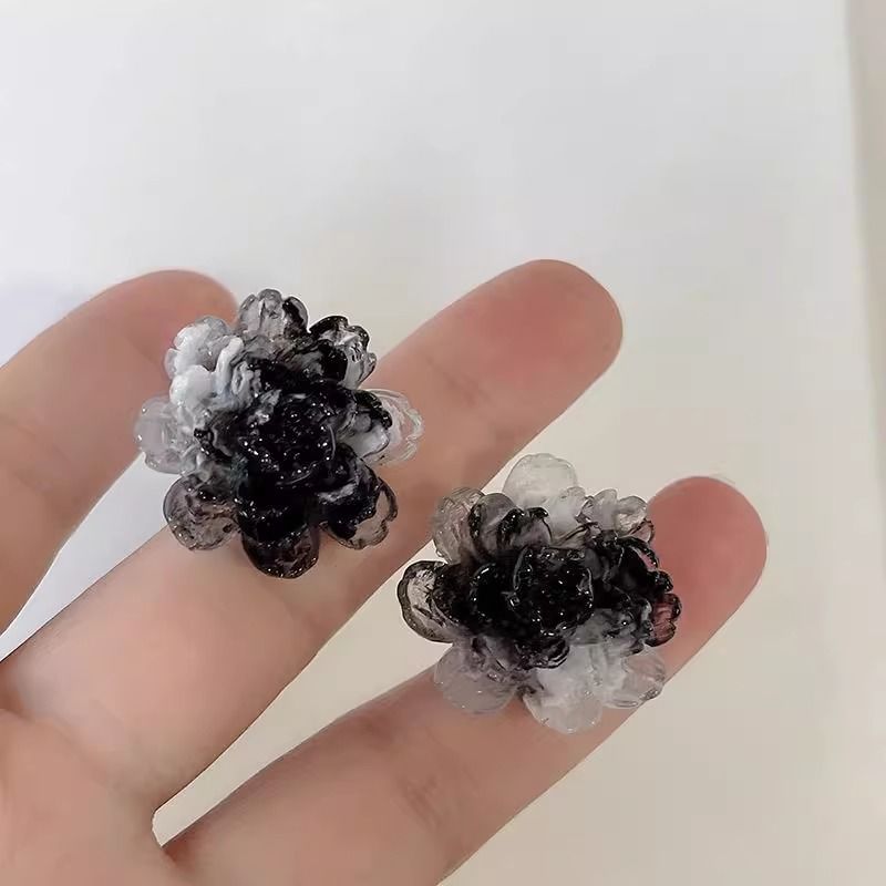 フラワーイヤリングスタッド