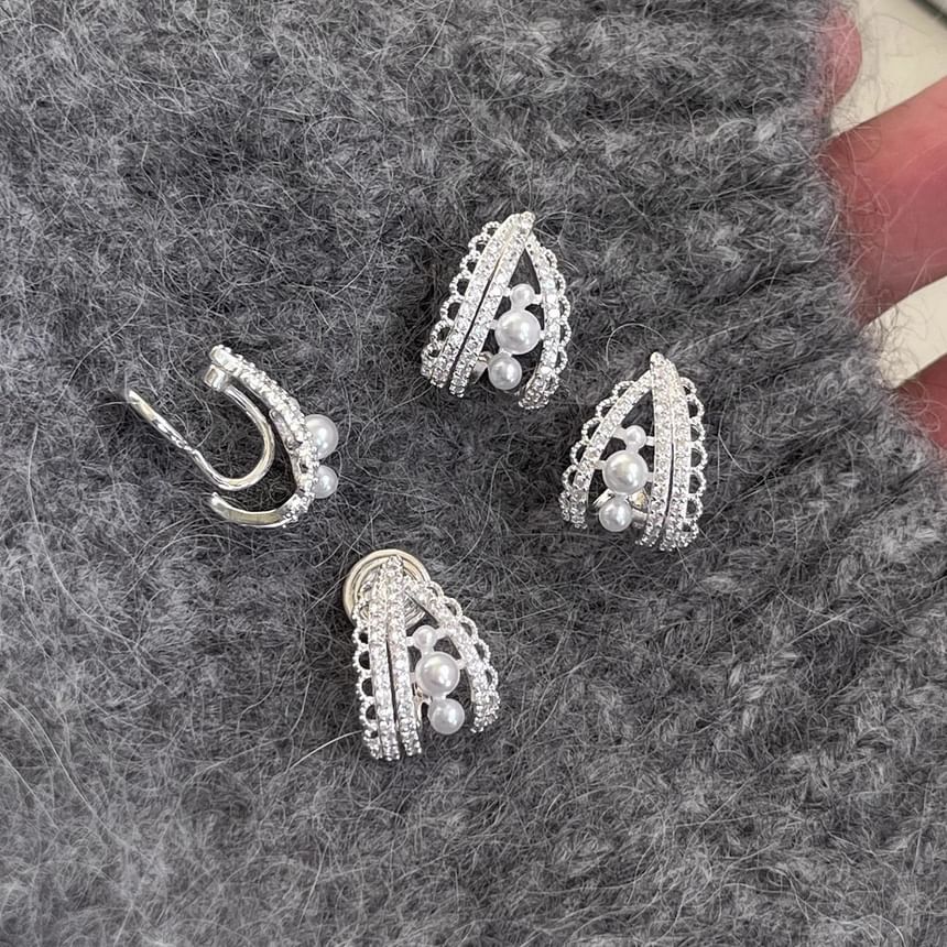 イヤリングフープフェイクパール