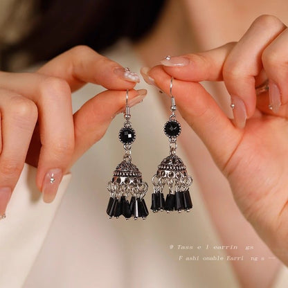 Perlenohrring mit Edelstein