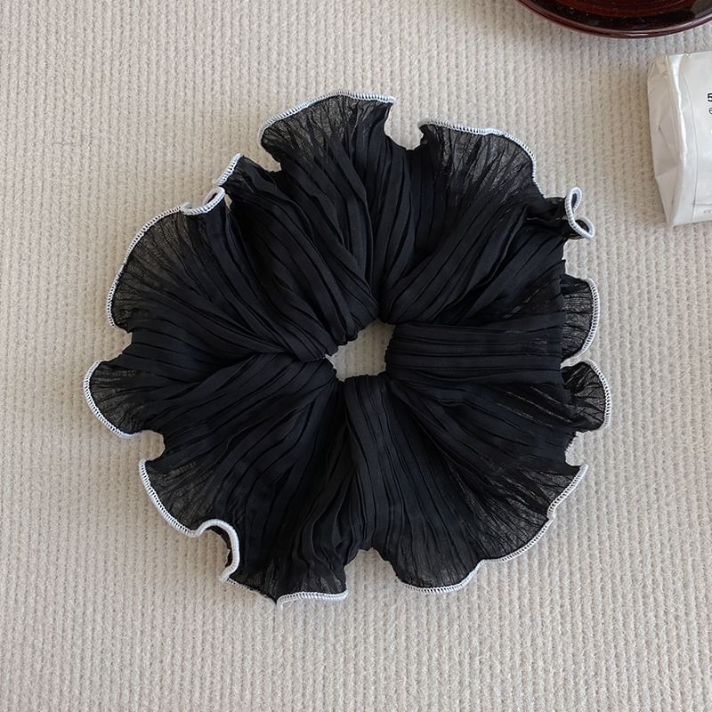 Scrunchie Trim Contrast