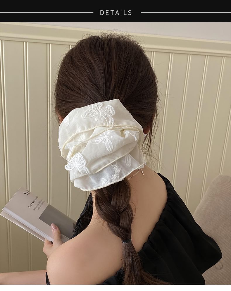 Scrunchie Schmetterling bestickt