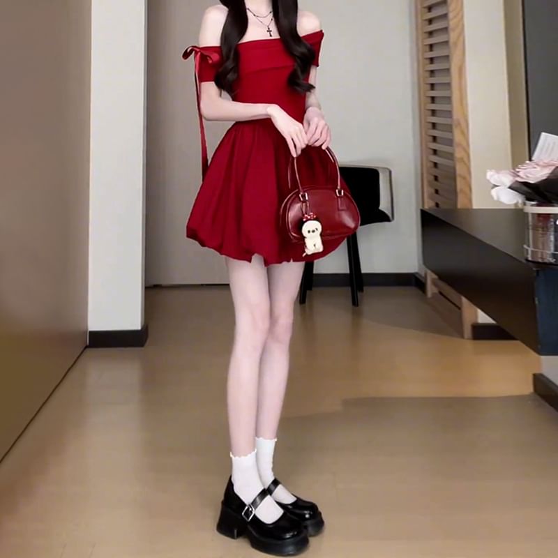 Short-Sleeve Off-Shoulder Plain Bow Accent Bubble Hem Mini A-Line Dress