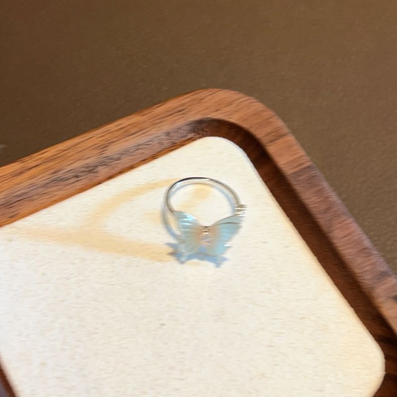 Offener Ring Schmetterling