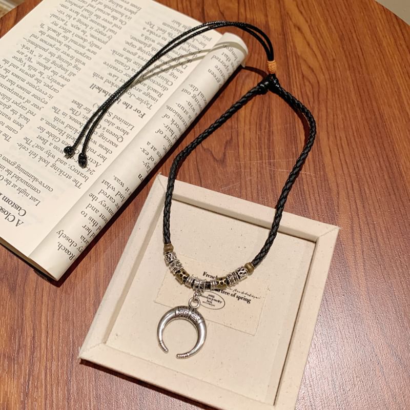 三日月ペンダントネックレス ムーン